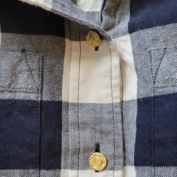 Draper James Button Down - Picture 3 of 5